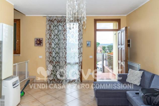 Villetta a schiera di 80 m² con 3 locali e box auto in vendita a Montepulciano - Foto 4