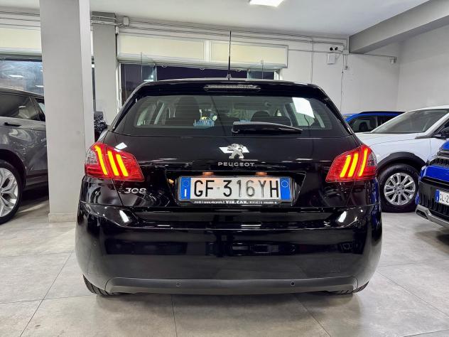 Peugeot 308 1.5 BlueHDi 130cv EAT8 Business 2021 - Foto 6