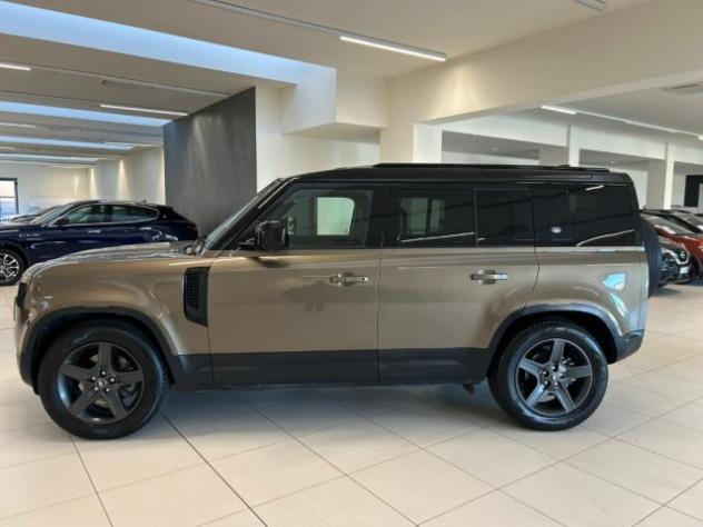 LAND ROVER Defender 110 3.0D I6 200 CV AWD Auto SE rif. 23692997 - Foto 3