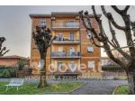 Appartamento di 90 m² con 3 locali e box auto in vendita a Como