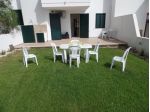 Villetta a 300 m sabbia in Salento,6 posti,box,clima,giardino