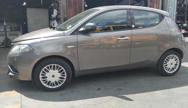 RICAMBI USATI AUTO LANCIA Ypsilon 4° Serie 169A4000 Benzina 1242 (1123) - Foto 3