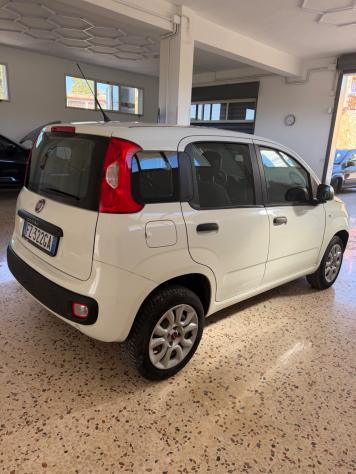 Fiat Panda 0.9 TwinAir Turbo Natural Power Easy - Foto 3