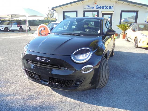Fiat 600 Hybrid 145 CV DCT MHEV - Foto 5