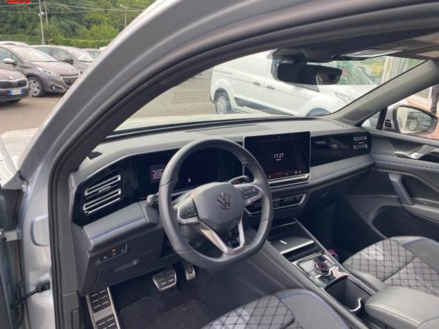 VOLKSWAGEN Tiguan 2.0 TDI 150 CV DSG R-Line rif. 24077805 - Foto 8