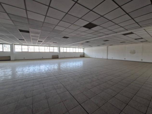 Immobile di 1052 m² con più di 5 locali in vendita a Novate Milanese - Foto 9
