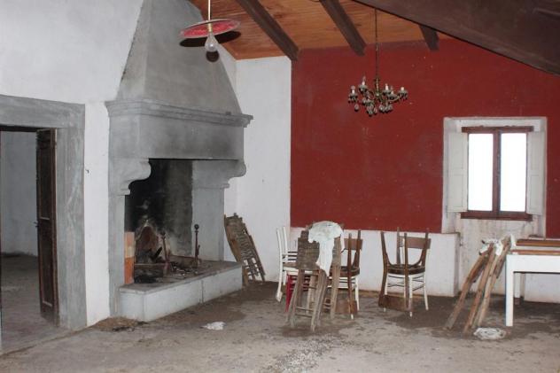 RUSTICO CASALE INDIPENDENTE CO 7 ETTARI DI TERRENO ADIACENTI FRA VICCHIO E BORGO SAN LORENZO (FIRENZE - Foto 10
