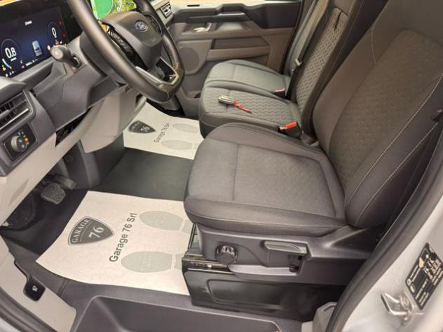 FORD Transit Custom 320 2.0 EcoBlue 136CV aut. AWD PC Furg. Tit. rif. 24101283 - Foto 6