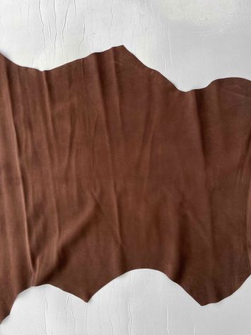 Pelle camoscio marrone per artigianato – D24