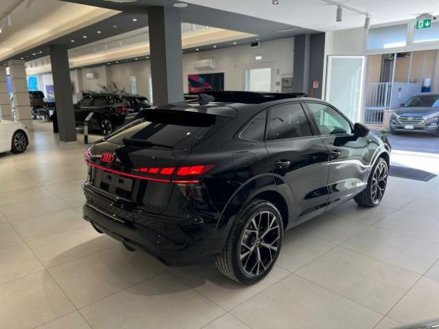 AUDI Q3 Sportback TDI 110 kW S tronic S Line Edition rif. 23978998 - Foto 5