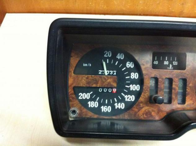 Strumentazione / Quadro Strumenti Alfa Romeo ALFETTA 2000 - Foto 2