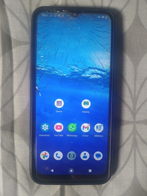 Motorola Moto E7 plus vetro rotto ma funzionante