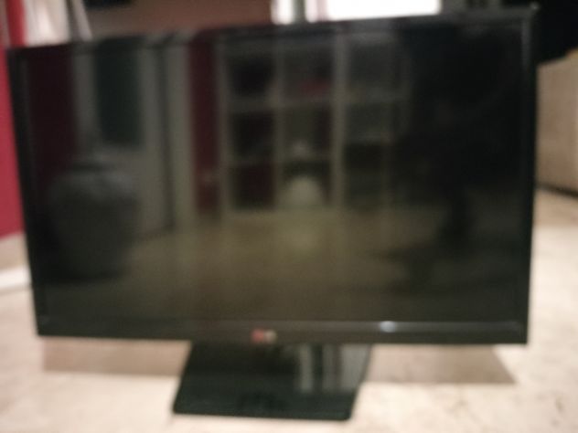 tv 32 pollici (Sono 2 TV marca LG) - Foto 3