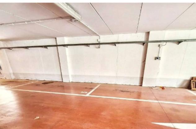 Immobile in asta di 312 m², box auto in vendita a Cascina - Foto 6