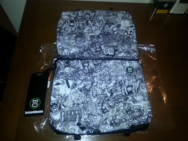 BORSA TRACOLLA NUOVA,CON CARTELLINO,CONFEZIONATA,DOUBLE FACE,ORIGINALE MARCA BAS - Foto 4