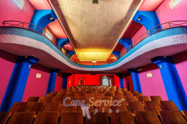 Ex cinema Locale commerciale