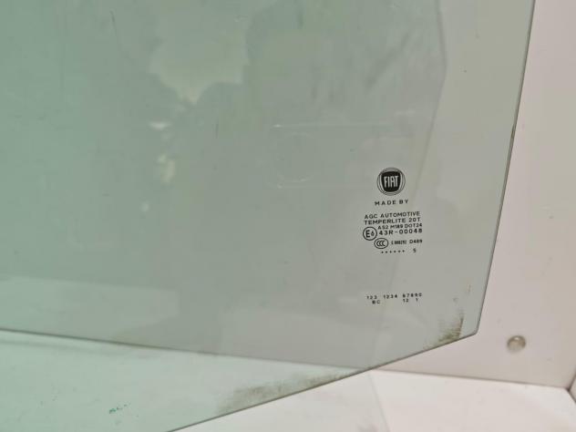 VETRO SCENDENTE POSTERIORE SINISTRO FIAT 500 L Serie (351_352) (12) - Foto 6