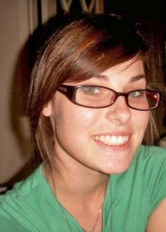 Donna di Scanzano Jonico, 29 anni. Fisico Normale Tel: