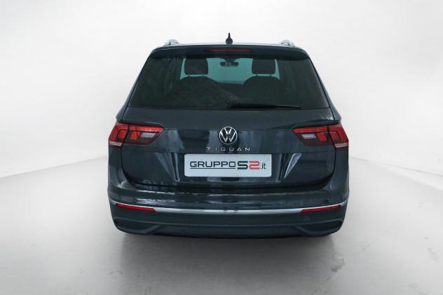 Volkswagen Tiguan 2.0 TDI SCR 150 cv Life DSG / Fari LED - ACC - Park Pilot ant e post - Climatronic 3 zone - Driver Assistence Pack - Foto 5
