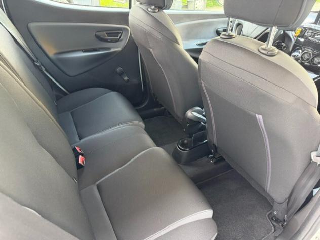Lancia Ypsilon 1.2 x neopatentati - Foto 9