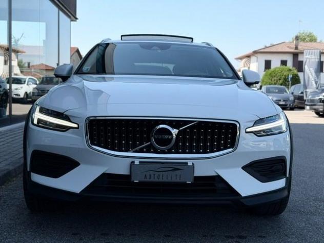 VOLVO V60 Cross Country B4 (d) AWD 197CV TETTO ARIBILE/R20 rif. 23983101 - Foto 2