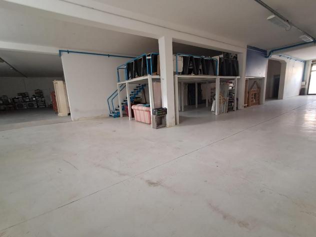 Magazzino in vendita a Ponsacco 460 mq Rif: 1445241 - Foto 3