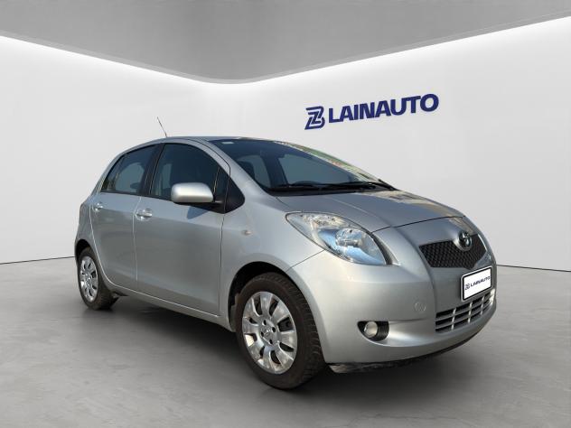 Toyota Yaris Yaris 5p 1.3 - Foto 8