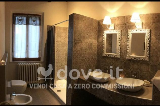 Appartamento di 166 m² con 5 locali in vendita a Montalcino