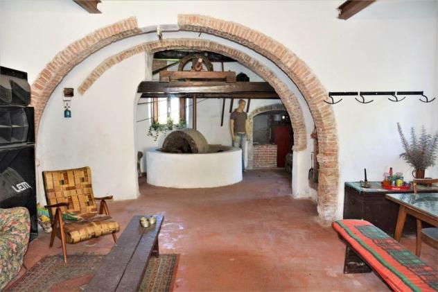 Vendita Rustico casale da 400 mq con giardino - Foto 4