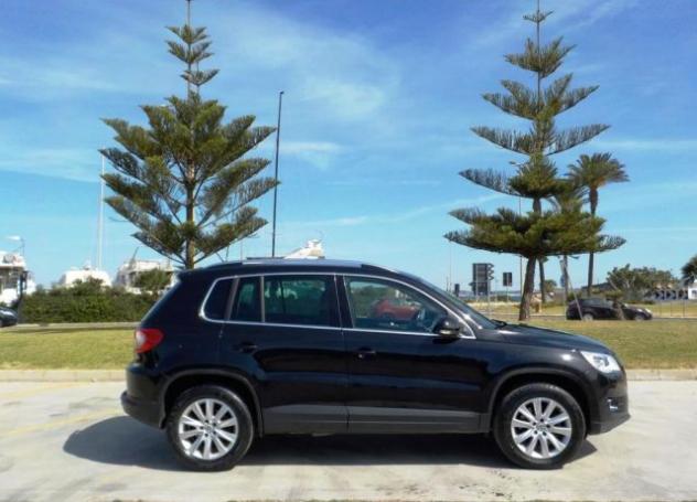 VOLKSWAGEN Tiguan 2.0 TDI 170 CV DPF 4MOTION Sport & Style rif. 23770822 - Foto 4