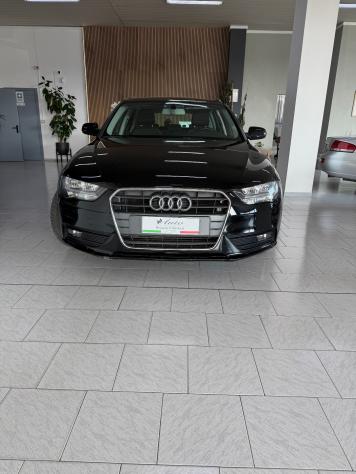 Audi A4 2.0 TDI 150 CV ultra S tronic Business Sport - Foto 2