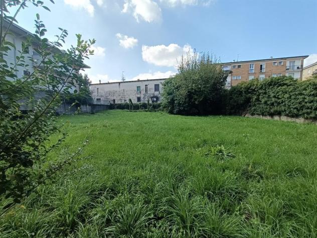 VILLA Indipendente da ristrutturare con Ben Oltre 1000 mq. di Giardino - Foto 17