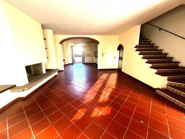 VILLINO di 7 vani e di 220 mq (POGGIO A CAIANO) rif. L1348_3 - Foto 15