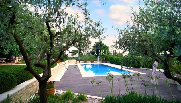 VILLA di 6 vani e di 450 mq (REFRONTOLO) rif. SM05 - Foto 3