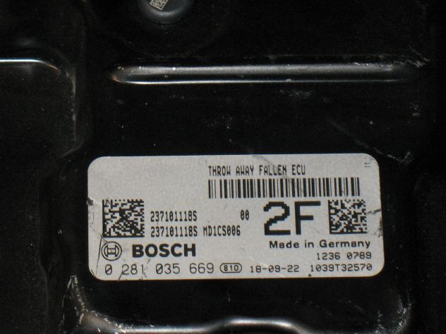 0281035669 ECU DACIA DUSTER RENAULT NISSAN 2F 0281035669 237101118S MD1CS006 - Foto 2