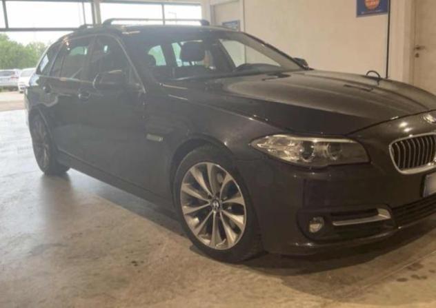 BMW 520 touring d xDrive Luxury rif. 24219758 - Foto 2