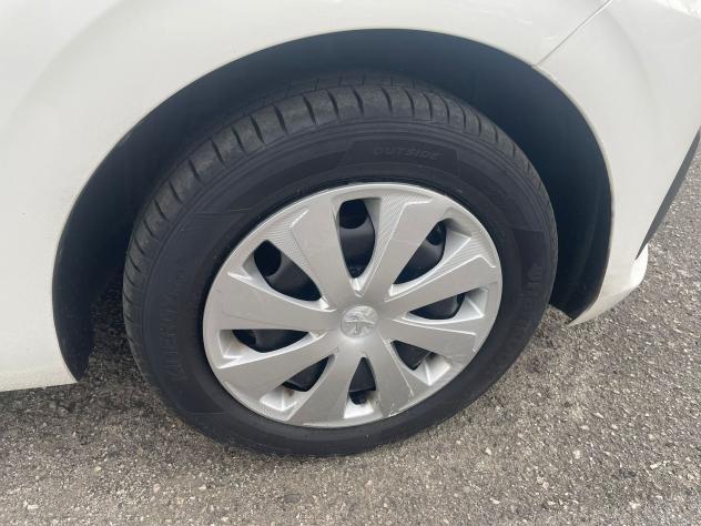 Peugeot 108 VTi 72 5 porte Active - Foto 10