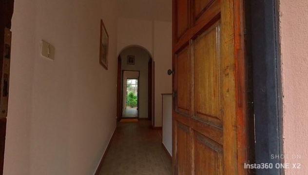 Bilocale con ingresso indipendente e corte di proprietà esclusiva - Foto 7