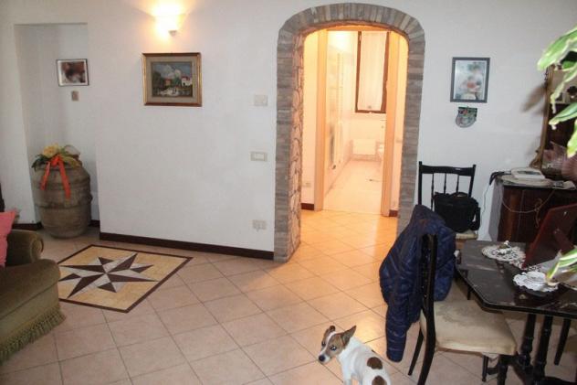 Orvieto (Fraz. Tordimonte) - Vendesi abitazione indipendente ristrutturata composta da due appartamenti con garage e area esterna - Foto 3