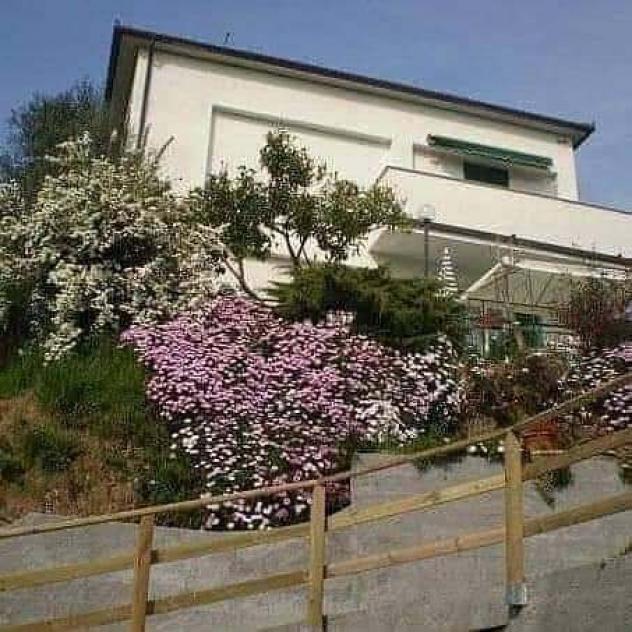 Trilocale in vendita a Sestri Levante