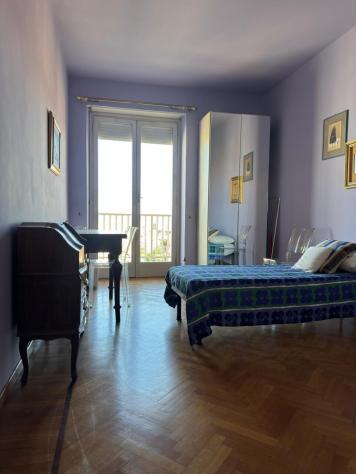 Stanza in appartamento in affitto a Torino