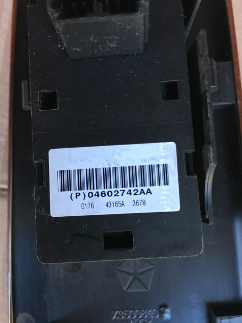 Pulsantiera alzavetri Anteriore DESTRA / DX Jeep Grand Cherokee 3.0 V6 CRD 2007 - Foto 4