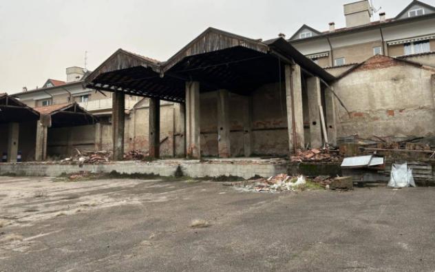 Immobile in asta di 6120 m² in vendita a Giussano - Foto 2