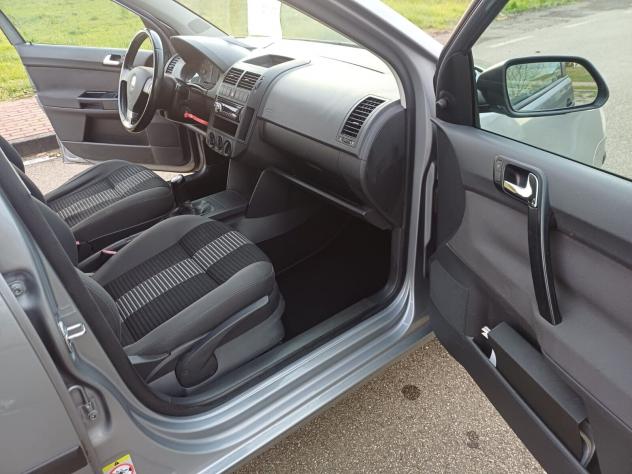 Volkswagen Polo 1.2/70CV 12V 5p. Comfortline - Foto 6