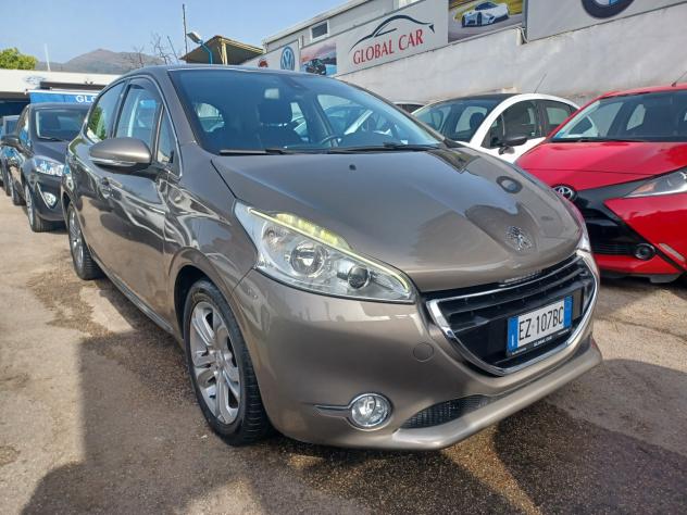 Peugeot 208 1.6 e-HDI 5 porte Allure ANNO 2015 - Foto 2