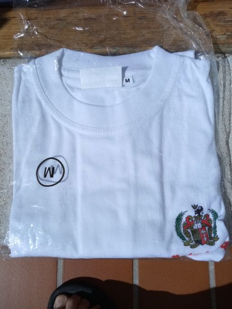 T-Shirt MENABREA in cotone NUOVE - Foto 6
