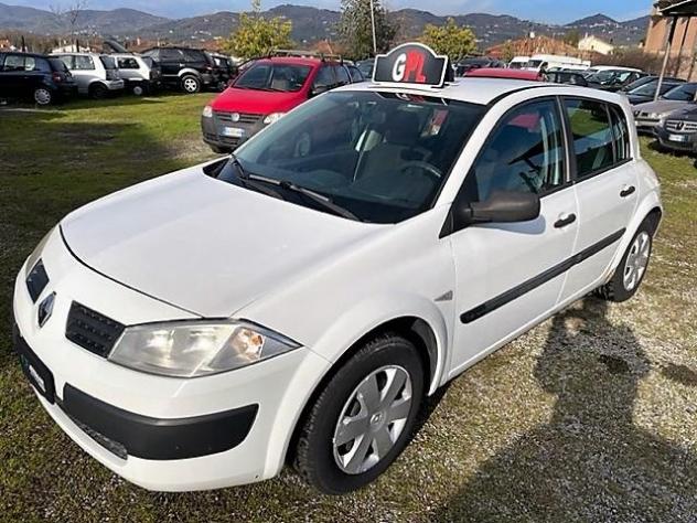RENAULT - Mégane - 1.4 16V 5p. Confort Authentique