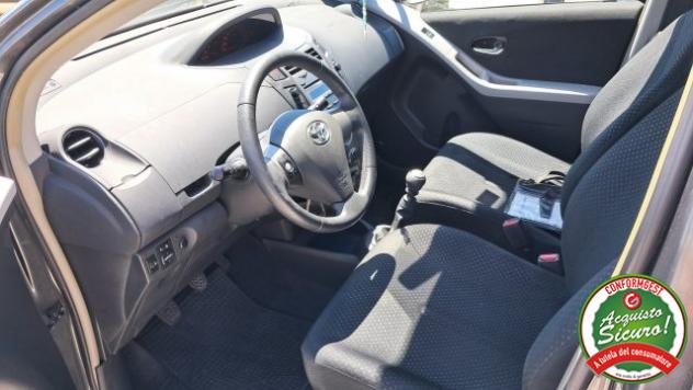 TOYOTA Yaris 1.4 D-4D DPF 5 porte Sol+Confort Pack rif. 23792721 - Foto 4
