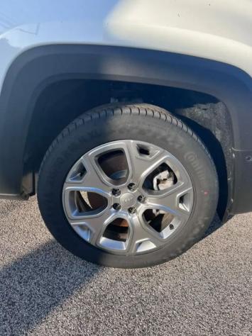 Jeep Renegade 1.3 T4 190CV PHEV 4xe AT6 Limited - Foto 3
