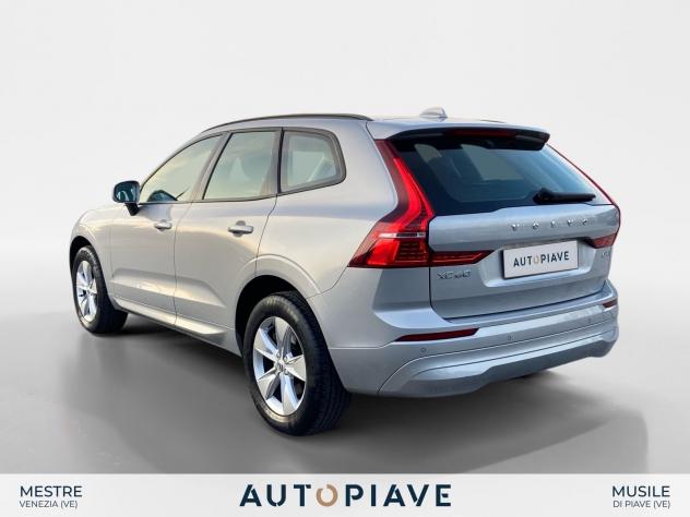 Volvo XC60 XC60 B4 (d) AWD Geartronic Momentum - Foto 3